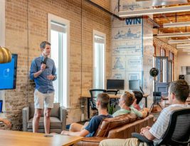 How to Choose the Right Business Model?
